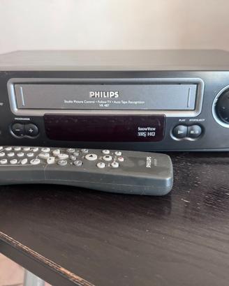 Videoregistratore VHS Philips modello VR487