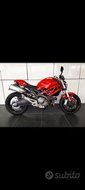 Ducati Monster 696 - 2010