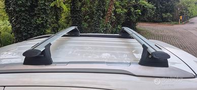 Barre portatutto auto ThruBar YAKIMA Argento
