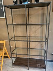 scaffali ikea in metallo