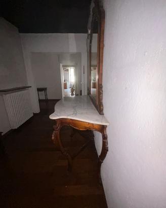 consolle antica con specchiera,