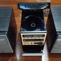 Radio stereo con compact disc e musicassette