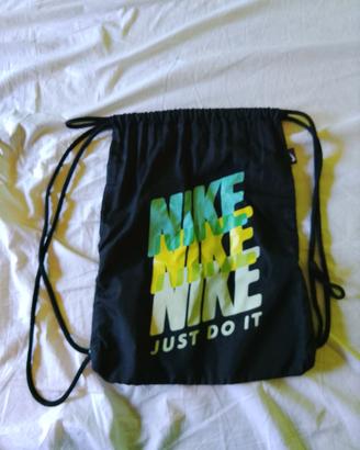 sacca nike