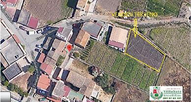 Terreno di 371 mq pianeggiante vicino Forum