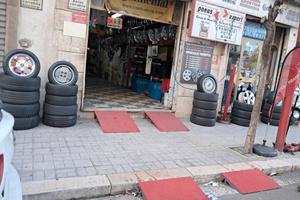 Storica attività commerciale di gommista a Crotone