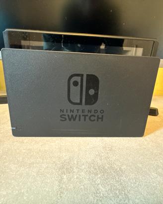 Nintendo Switch (senza Joy-Con) funzionante