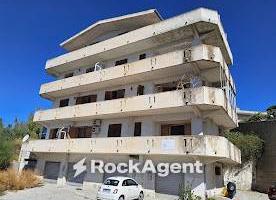Appartamento di 250 m² con 5 locali a Caulonia