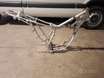 telaio yamaha dt 125r