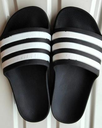 adidas Adilette Aqua Slides Kids nere taglia 34