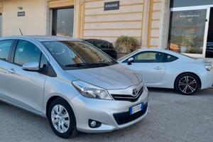 Toyota Yaris 1.4 D-4D 5 porte Lounge