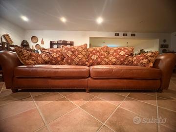 Divano in vera pelle