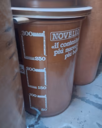 contenitori in vetroresina 