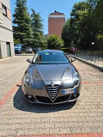Alfa Romeo Giulietta  2015 