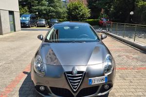 Alfa Romeo Giulietta  2015 