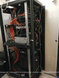 Armadio Rack 42U, PC i5 (10ª Gen), Switch Cisco 50