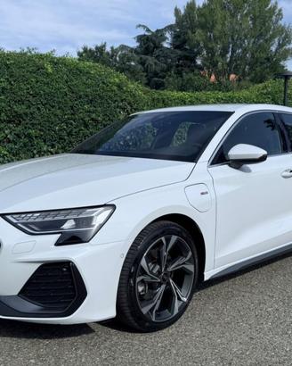 AUDI A3 SPB 40 TFSI e S line Ed. 1.5 Plug-in NAV
