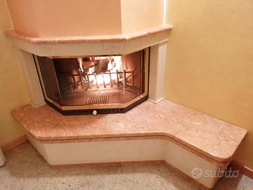 Caminetto Montegrappa con Rivestimento in Marmo