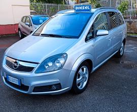 Opel Zafira 1.9 CDTi 120 cv 6m Cosmo 7 posti