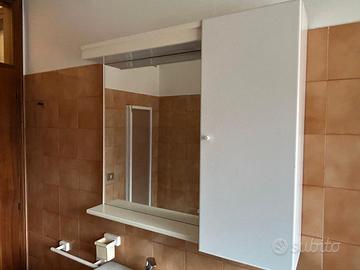 Mobile per bagno con specchio