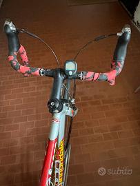 Bici da corsa (cannondale)