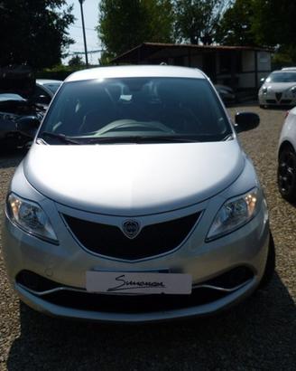 LANCIA Ypsilon 1.2 69 CV 5 porte Gold