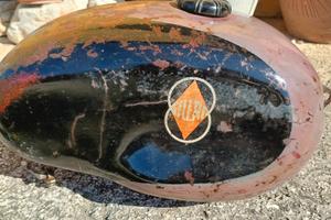 Serbatoio Gilera 150 Sport prima metà anni 1950