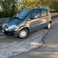 lancia musa 1300 multijet cambio automatico 