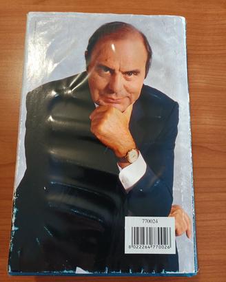 Libro di Bruno Vespa "l Amore e il potere" 