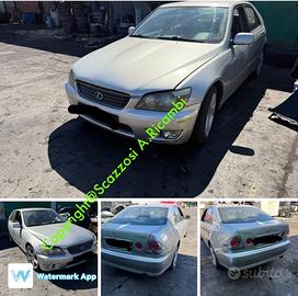 Ricambi usati Lexus IS200 anno 2000 Fi