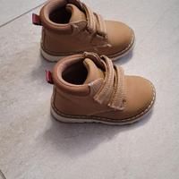 Scarpe da bimbo n. 21 e 22