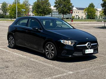 MERCEDES A 180 d Business
