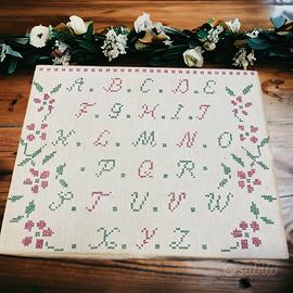 Vecchio imparaticcio ricamo punto croce