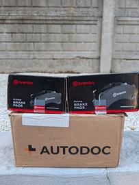 Pastiglie freni auto Brembo anteriore e posteriore