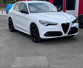 Alfa Stelvio 2.2 Q4 210 cv