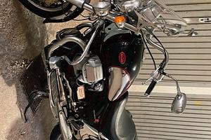 Moto Guzzi California EV