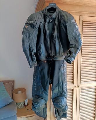 Tuta in pelle Dainese nera