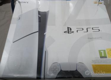 PS5 due joystick più FIFA 2026,