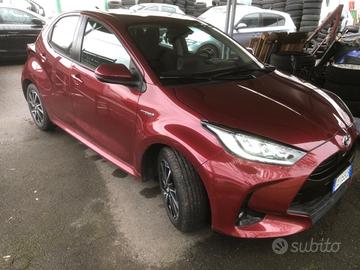 Toyota Yaris 1.5 Hybrid 5 porte Trend