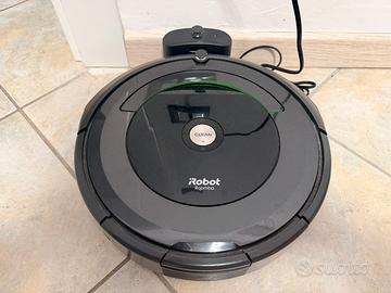 I Roomba 696 robot aspirapolvere + accessori new