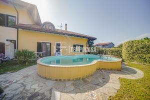 CASTELLETTO TICINO - QUADRILOCALE CON GIARDINO E P