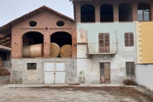 Rustico da ristrutturare