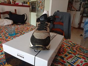 sneakers Queen Helena 