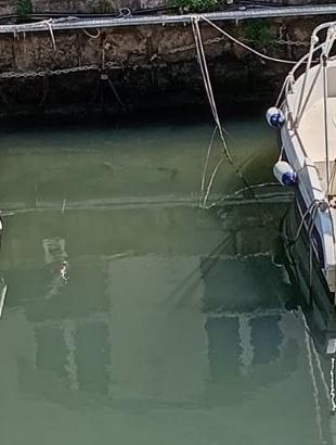 Ormeggio 2,3 x 6,5 con telecamere, acqua, luce