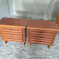 Como e comodini in legno