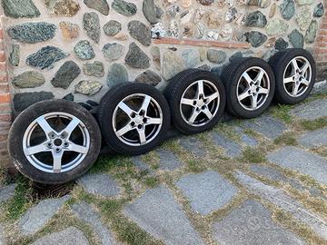 Cerchi in lega Toyota Corolla Verso e Auris 2007