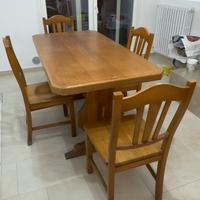 TAVOLO IN ROVERE + 6 SEDIE DA RISTRUTTURARE