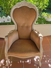 Poltrona con intarsi