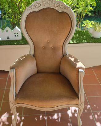 Poltrona con intarsi