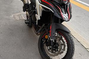 Benelli trk 702x