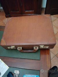 Bella 24 ore in pelle